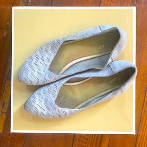TOMS Grey Flats